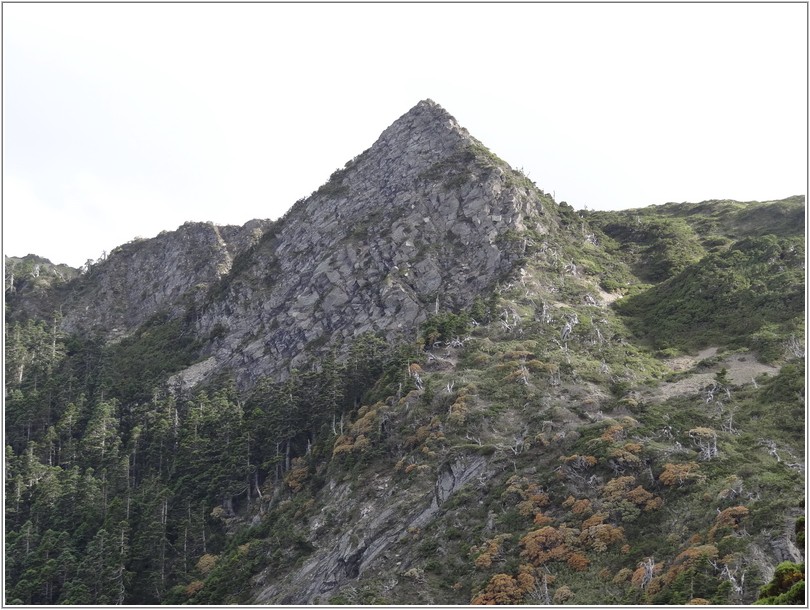 2012-07-12 16-11-30南湖大山中南峰.JPG